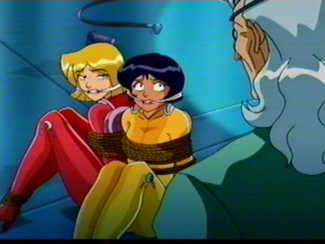 On to the forty-sixth Totally Spies page. 